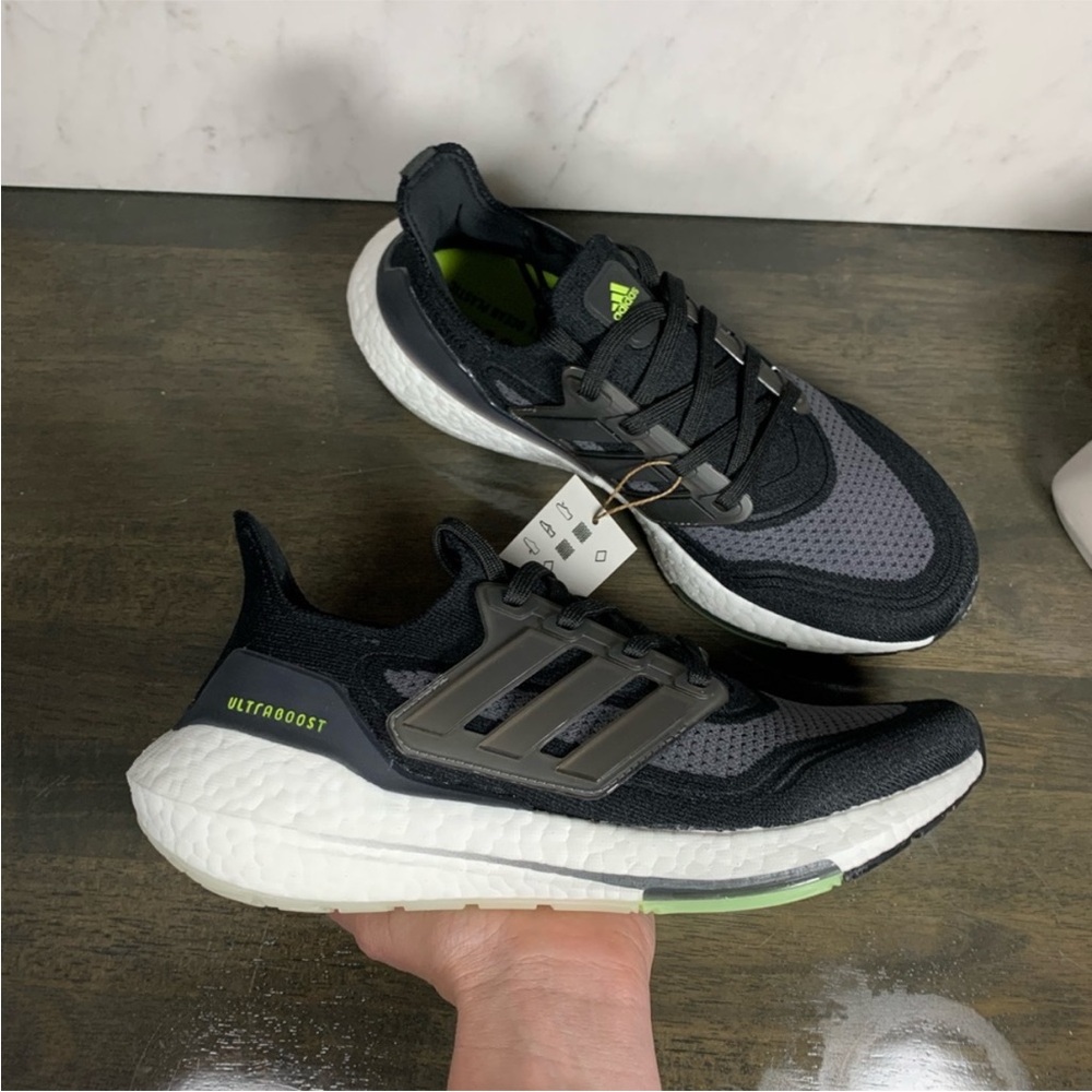 Adidas UltraBOOST 21 Black Carbon - Picture 9 of 10